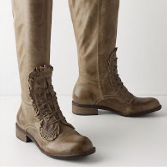 Miss Albright Tan Ruffle Riding Boots, sz 9 - Picture 7 of 7